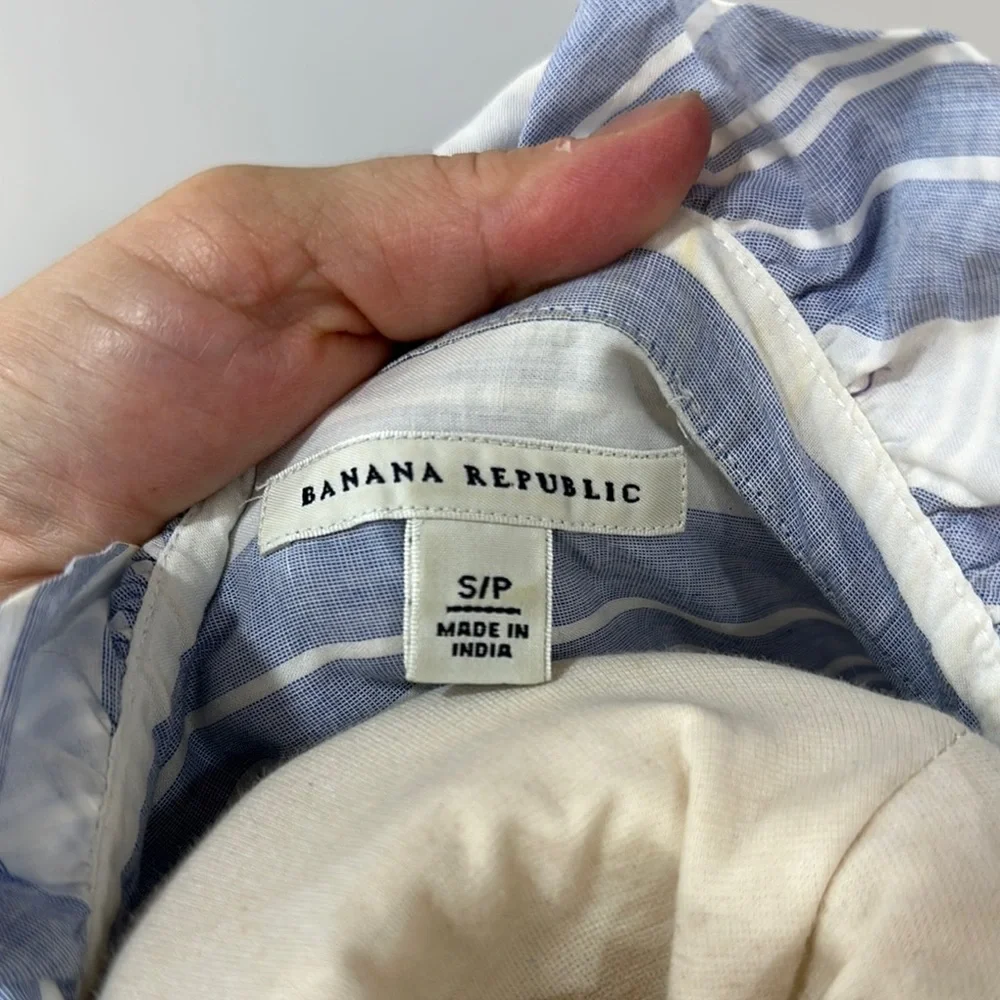 Banana Republic Blue and White Striped Button Down Shirt - Picture 6 of 6